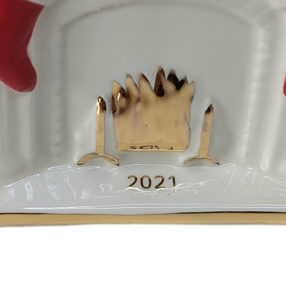 Spode Our First Home Ornament Ceramic Fireplace Stockings 2021 - Picture 5 of 11